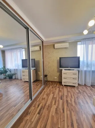 Сдаю однокомнатную квартиру Донецк