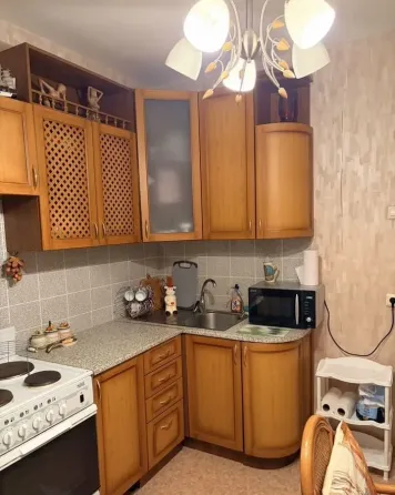 Сдам двухкомнатную квартиру на длительный срок Донецк