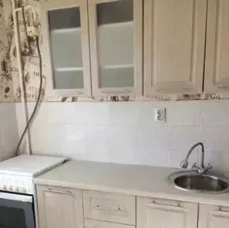 сдам 2ух комнатную квартиру Донецк