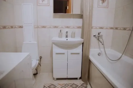 Сдам 1-комнатную квартиру в донецке (37 м²) на длительный срок Донецк