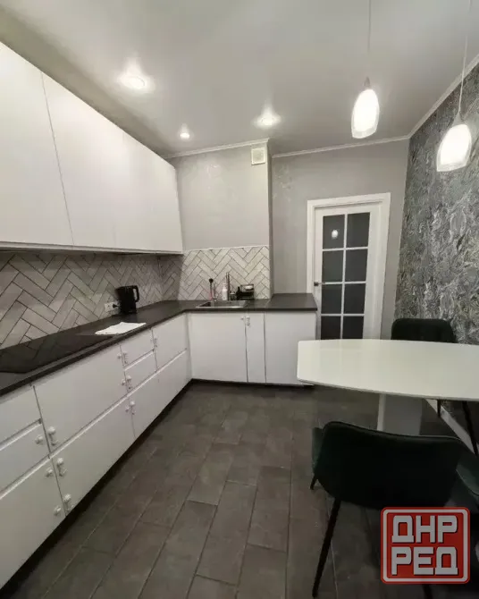 даётся просторная двухкомнатная квартира площадью 40 м² на 7 этаже. Донецк - изображение 1