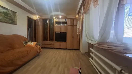 Продам 2-х комнатную квартиру Ясиноватая
