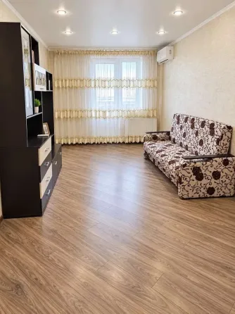 Сдается красивая двухкомнатная квартира по улице Московской, Центрально-городской район Макеевка