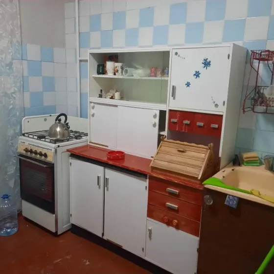 Вода круглосуточно! м-н Широкий, 1к. кв-ра, хорошая, с бойлером, 5/10, ул. Козыря Донецк