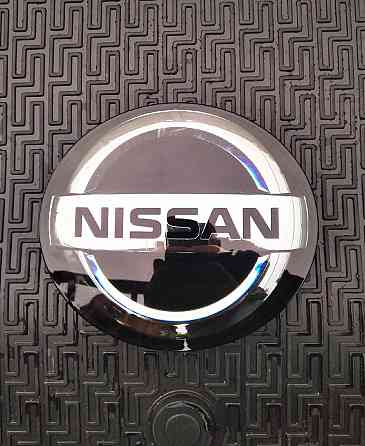 Передняя эмблема NISSAN Rogue X-Trail T32 оригинал Донецк
