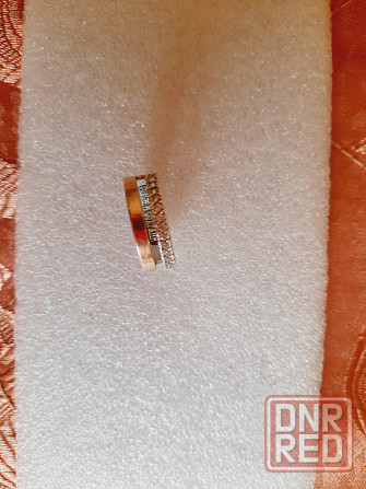 Кольцо серебро с фианитами с позолотой, браслет и цепь - мед золото Макеевка - изображение 3