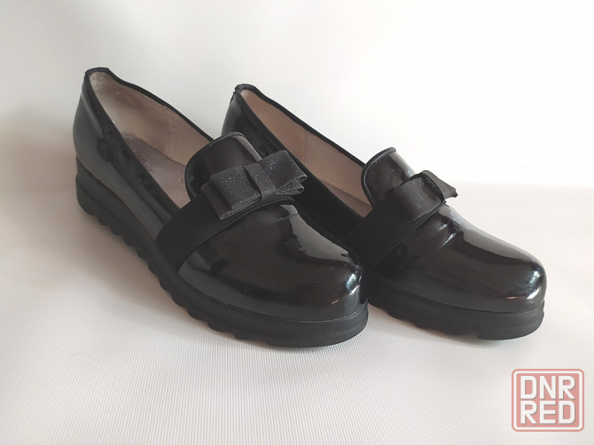 Лаковые черные туфли лоферы, 37 размер (стелька 24 см) Донецк - изображение 2
