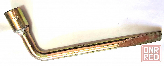 Ключ баллонный Г-образный 17 мм, изогнутый, с монтажной лопаткой, оцинкованный, СССР. Донецк - изображение 1