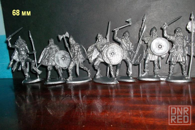 7 солдатиков - викинги ( пластик ) Донецк - изображение 1