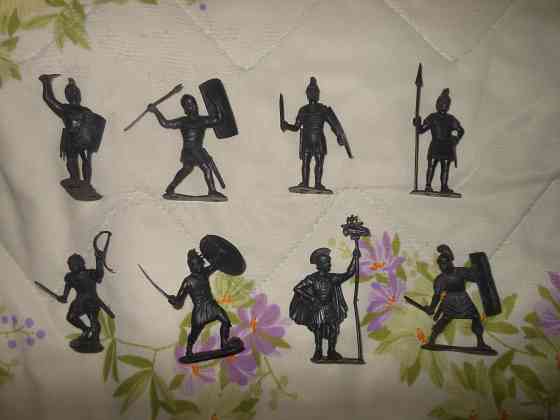 Солдатики дзи большие и малые. Енакиево