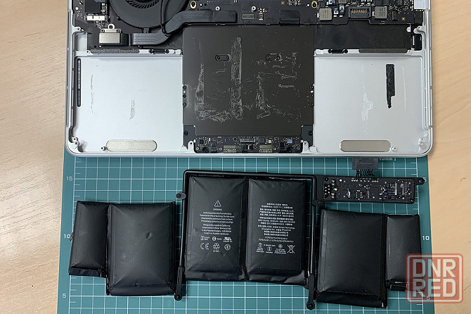Замена аккумулятора экрана задней крышки iPhone iPad MacBook Apple Watch ремонт сервис техники Apple Донецк - изображение 4