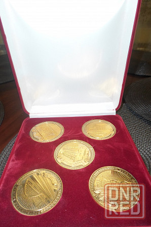 Набор медалей "Донецкая железная дорога" в бархатном футляре Донецк - изображение 5