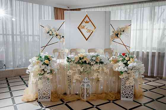 Свадебный декор Оформление банкетных залов Выездные церемонии Аренда свадебных арок и юбок Донецк