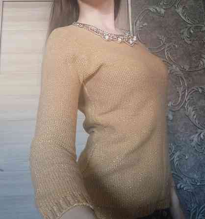 Женский свитер в цвете злата Донецк