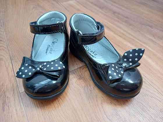Продам детские сандалии 20 размера Донецк