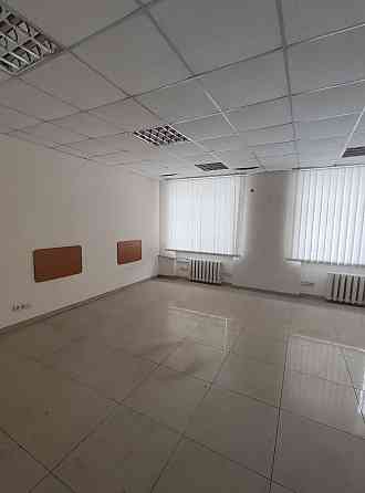 Продам ОфИс кабинетного типа 730 м2. Два этажа+ Подвал 113 м2 +Гаражи 167 м2 Донецк
