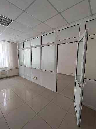 Продам ОфИс кабинетного типа 730 м2. Два этажа+ Подвал 113 м2 +Гаражи 167 м2 Донецк