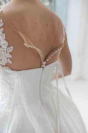 Свадебное платье (42-44) Донецк