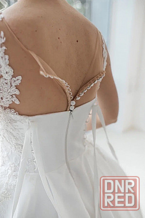 Свадебное платье (42-44) Донецк - изображение 2