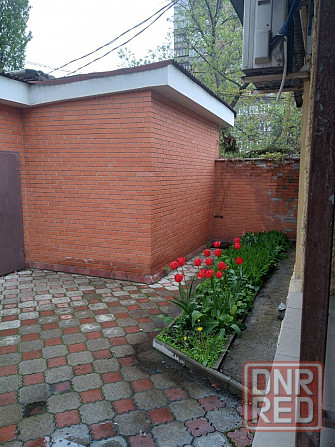 Продам 3-х комнатную квартиру в центре города Донецка 82м² Донецк - изображение 2