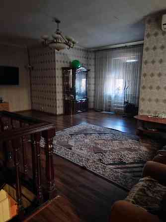 Продам дом в 2х уровнях с ремонтом в районе Континента Донецк