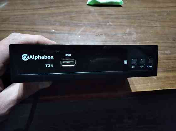 в ремонт т2 ( 2шт ), чайник, блютуз наушники, привод двд, зарядное Макеевка