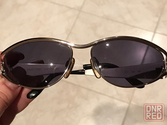 Солнцезащитные очки Valentino + футляр Донецк - изображение 3