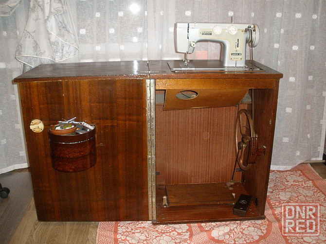 Швейная машинка Чайка-3 Донецк - изображение 1