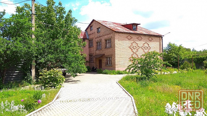 Срочно большой, добротный дом, сауна, бассейн, документы готовы. Донецк - изображение 1