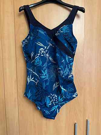 Купальник слитный Nabaiji (б\у р.52), торг Донецк