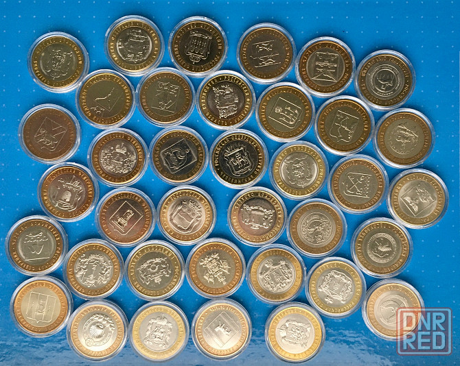 Монеты РФ номиналом 10 и 25₽ Донецк - изображение 3