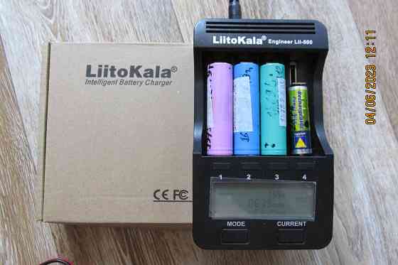 Продаю зарядное устройство LiitoKala Lii-500 Донецк