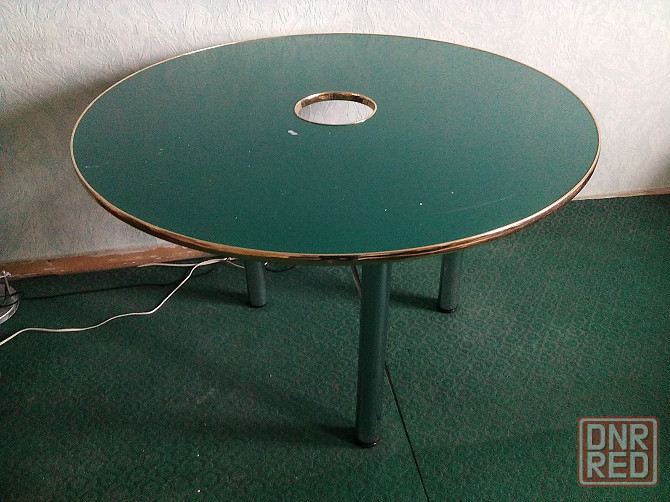 стол круглый или прямоугольный Донецк - изображение 1