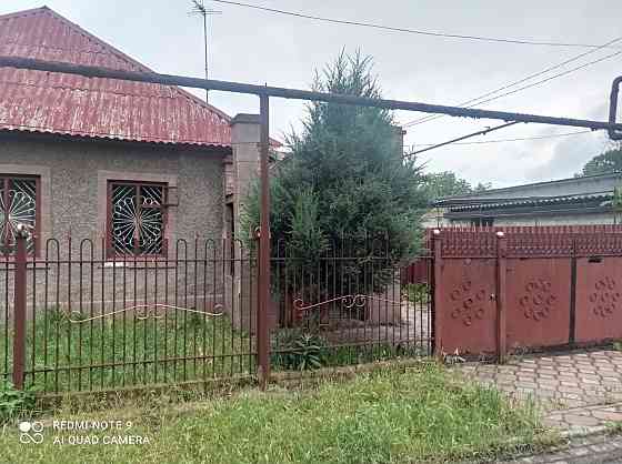 Продам большой дом в центре донецка Донецк