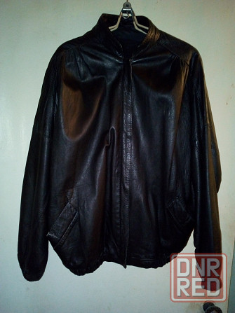 Куртка кожаная , весна-осень , цвет черный , размер 48 Макеевка - изображение 1
