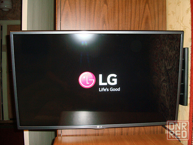 32" Телевизор LG 32LF560V, FULL HD, титан Донецк - изображение 2