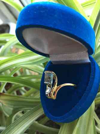 кольцо, золото с натуральным топазом 1.4 карата Донецк