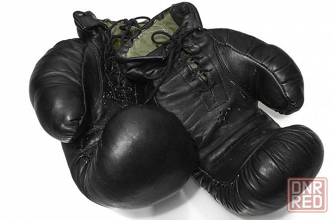 Перчатки боксёрские , аутентичные, кожаные. Донецк - изображение 3
