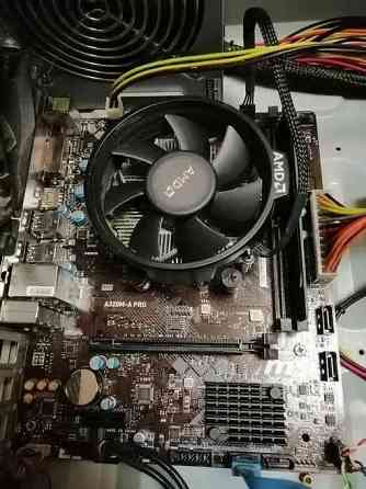 Новый игровой системник Ryzen 5 2400G. Графика VEGA 11 Донецк