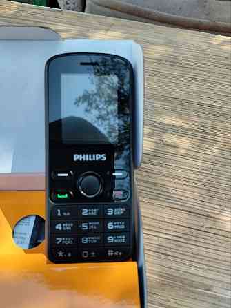 Кнопочный телефон Philips Донецк