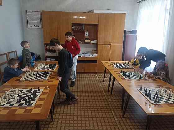 Занятия по шахматам Пролетарский район. Донецк
