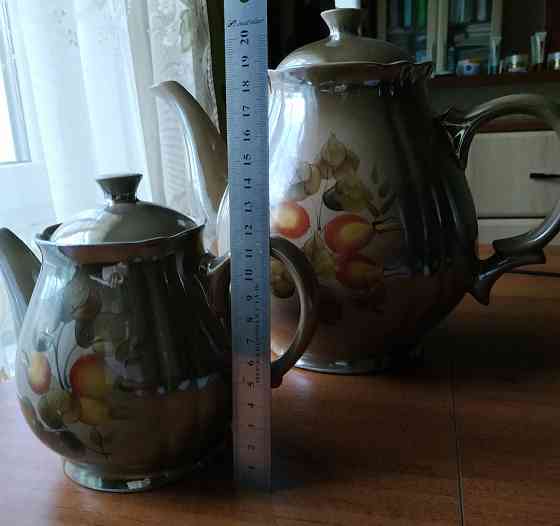 Набор из двух фарфоровых чайников Донецк