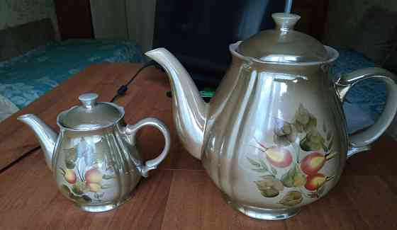 Набор из двух фарфоровых чайников Донецк