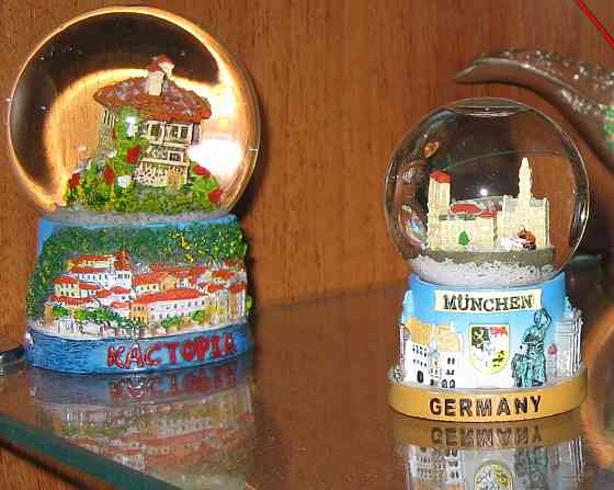 Коллекция стеклянных шаров Донецк