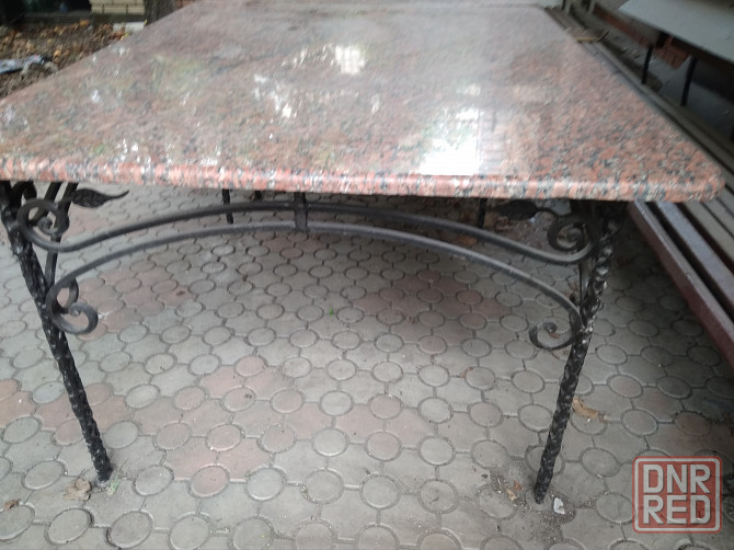 продам 2 стола кованых с натуральными гранитными плитами Донецк - изображение 7