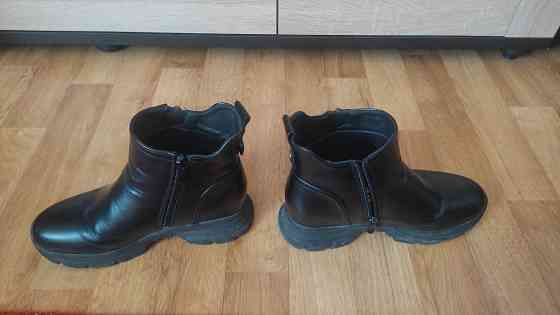 Продам ботинки осенние женские размер 37,5 Донецк