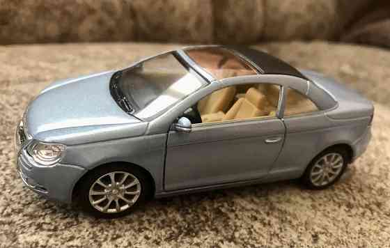 Редкая масштабная модель Volkswagen VW Eos коллекционная машинка Донецк