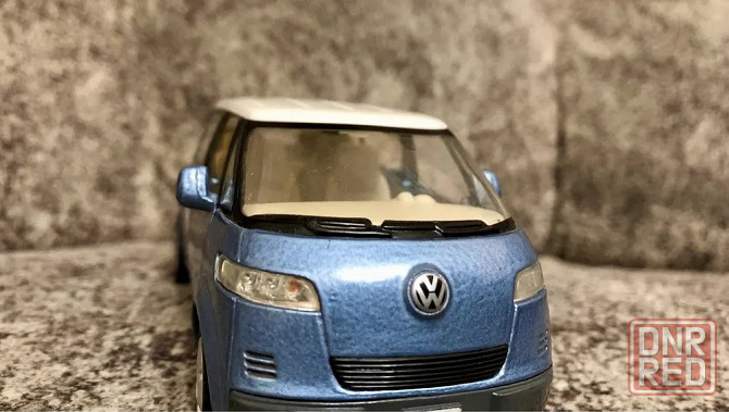 Редкий прототип Volkswagen New Microbus 2001 коллекционная железная машинка игрушка VW Донецк - изображение 4