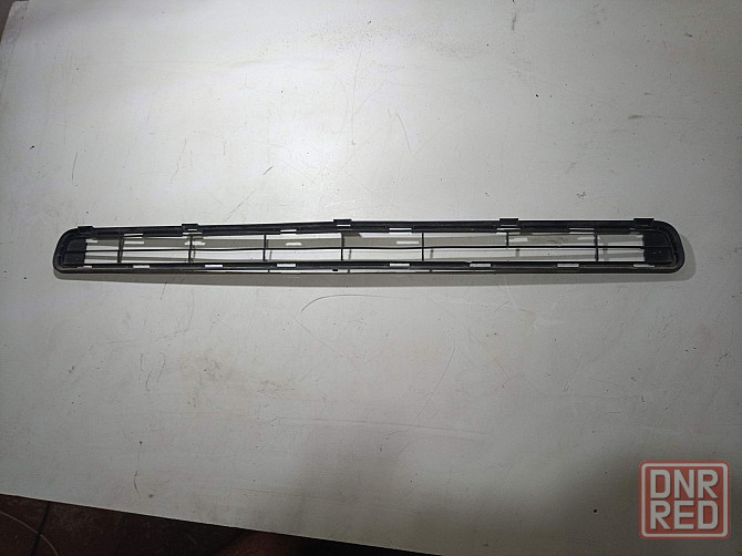 Решетка бампера верхняя Toyota RAV4 XA30 Донецк - изображение 1