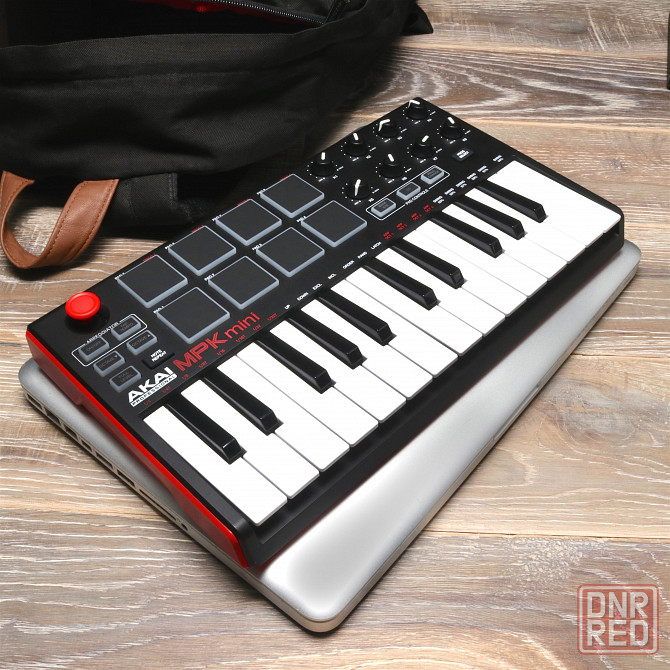 MIDI-клавиатура AKAI MPK mini MK3 Professional, USB-контроллер Донецк - изображение 1